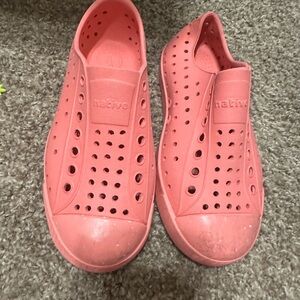 Native Kids Water Shoes - Coral